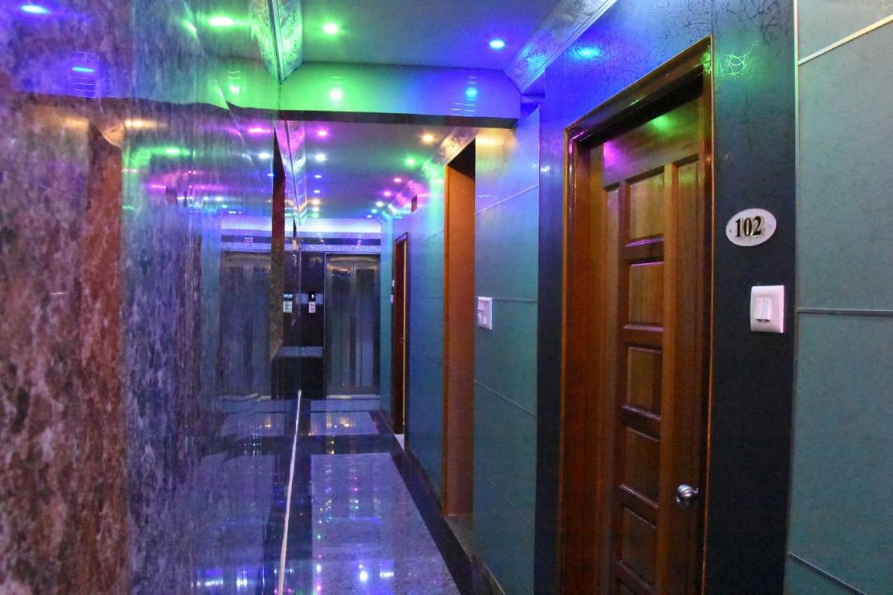 Gayathri Stay Kanchipuram Exterior foto