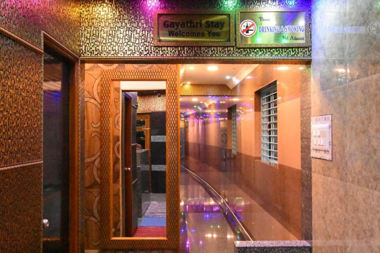 Gayathri Stay Kanchipuram Exterior foto
